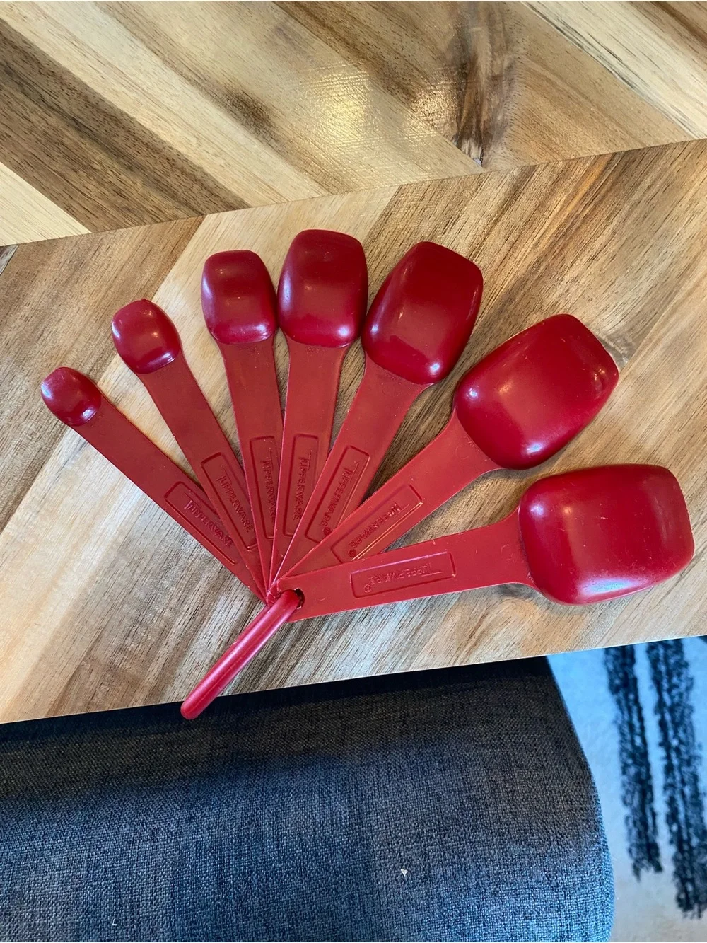 Vintage Tupperware Red Plastic Measuring Spoons Set 6pc 1 Tbsp to 1/8 tsp